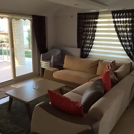 Babylon Poolside Villas Vila